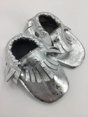 brandless Child Size 3 Toddler Silver Baby/Walker Shoes