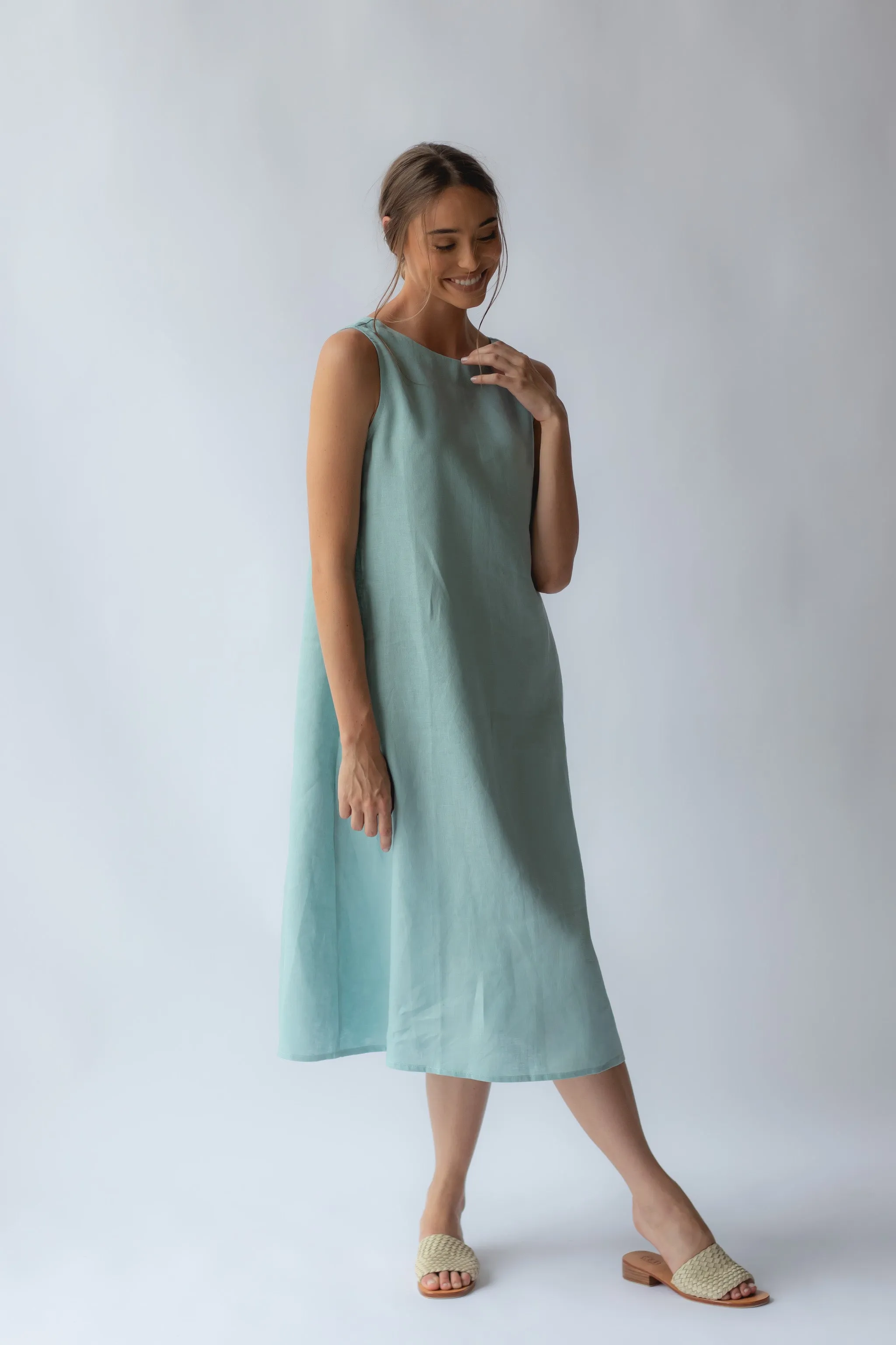 Cynthia Linen Dress Sea